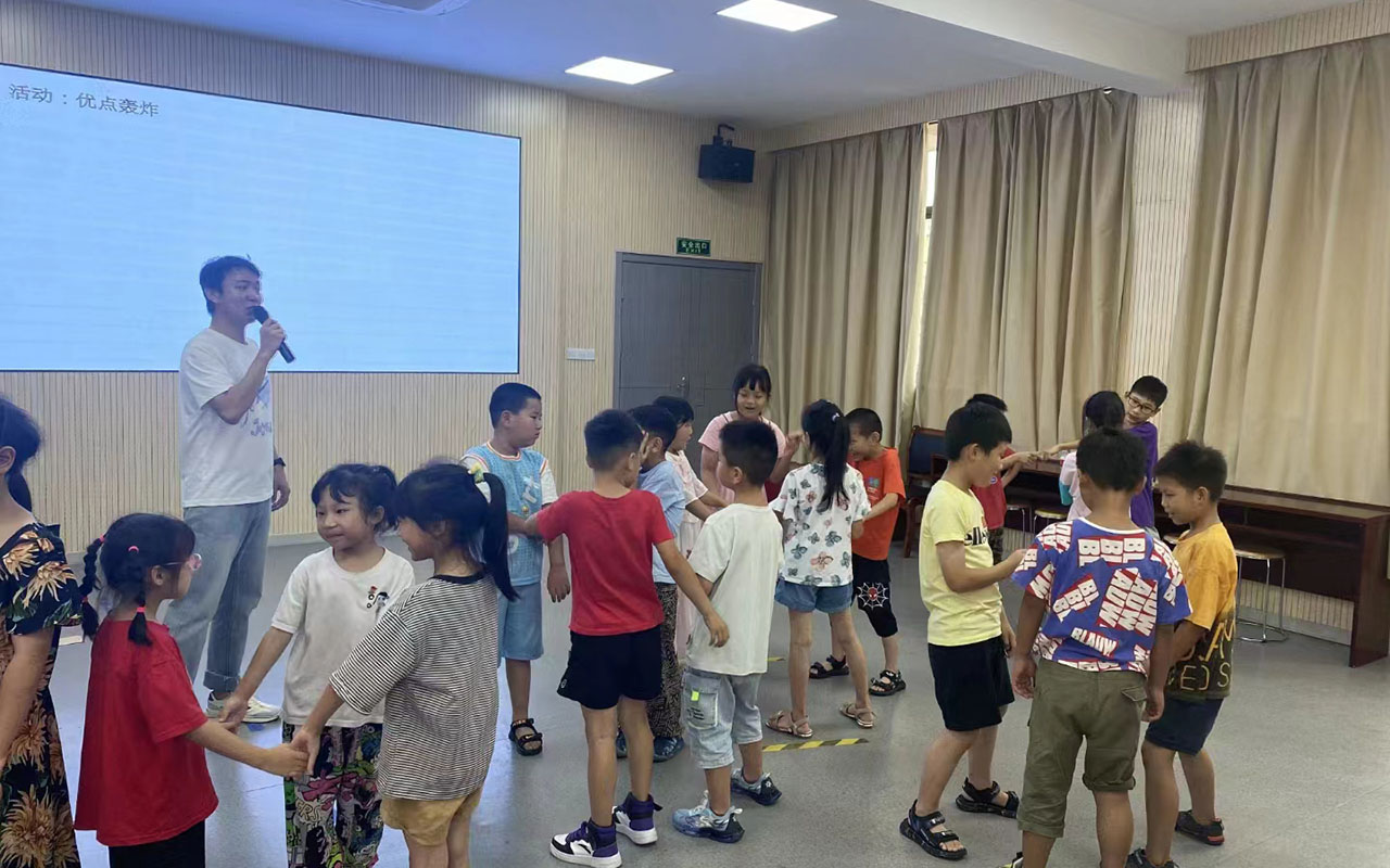 湟中龙观乡中心学校